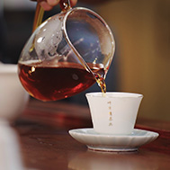  茶之道，心中味老茶客·細(xì)斟每一口