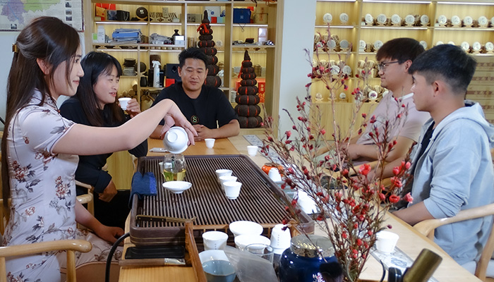 葉片情普洱生茶廠家普洱茶生茶熟茶區(qū)別